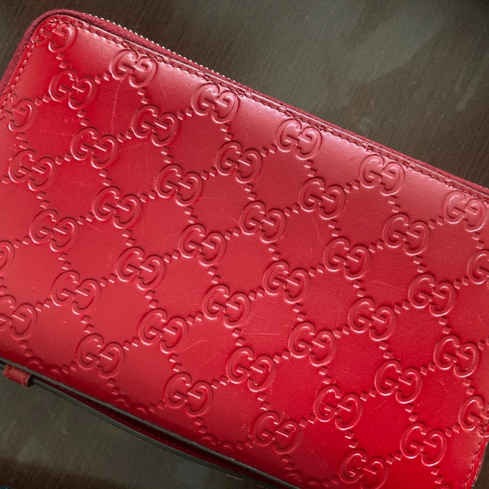 GUCCI Hibiscus Red Mini Cell Phone Wallet - Matching shoes in my posh store